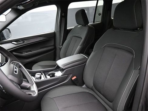 New 2025 Jeep Grand Cherokee Laredo X image 13