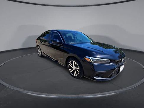 Used 2024 Honda Civic LX image 2