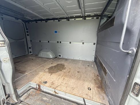 Used 2023 Mercedes-Benz Sprinter 1500 image 12