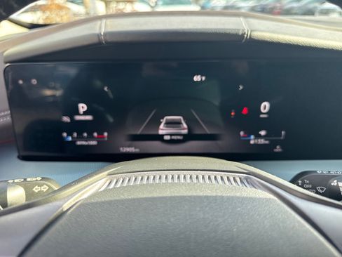 Certified 2025 Nissan Murano Platinum w/ Cargo Package image 19