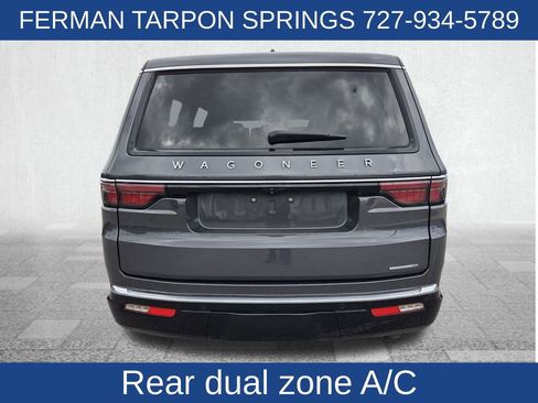 Used 2024 Jeep Wagoneer Series II image 9