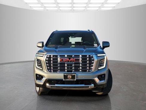New 2026 GMC Yukon XL Denali w/ Denali Reserve Package AWD/4WD image 2