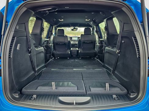 New 2026 Chrysler Pacifica Select w/ S Appearance Package image 37