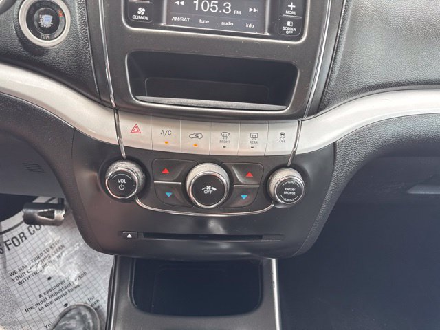 Used 2018 Dodge Journey SE w/ Popular Equipment Group FWD image 18