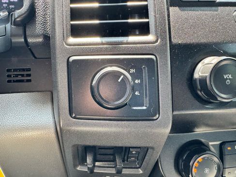 Used 2021 Ford F350 XL w/ Power Equipment Group AWD/4WD image 33