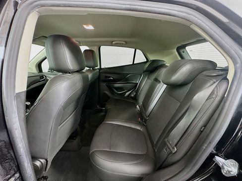 Used 2021 Buick Encore Preferred image 22