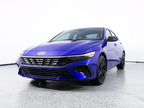 Used 2026 Hyundai Elantra Sport w/ Cargo Package FWD image 3