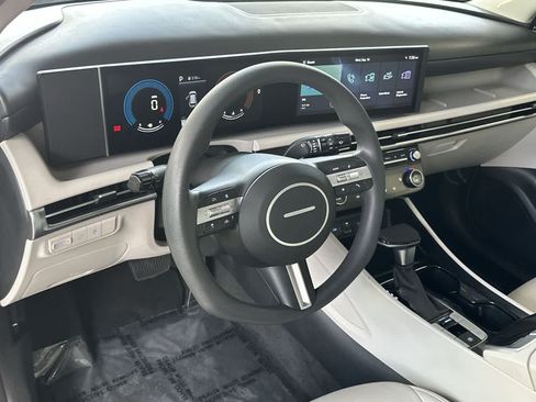 Used 2026 Hyundai Tucson SEL Plus FWD image 13