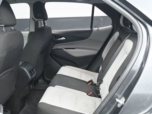 Used 2020 Chevrolet Equinox LS image 5