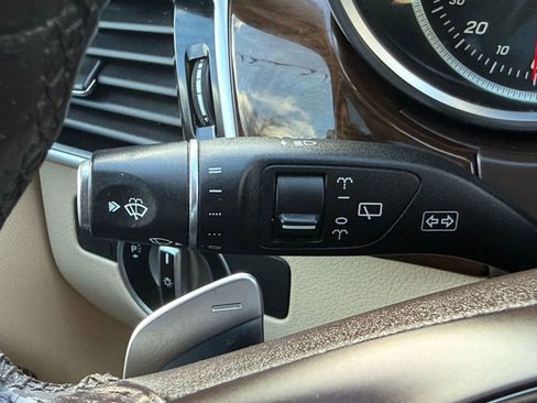 Used 2017 Mercedes-Benz GLS 450 4MATIC image 30