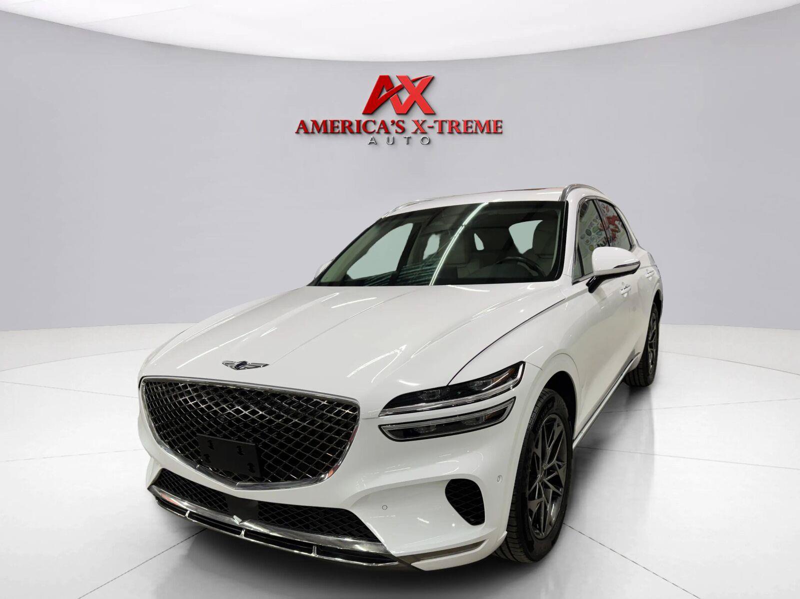 Used 2022 Genesis GV70 2.5T w/ Advanced Package AWD/4WD image 2