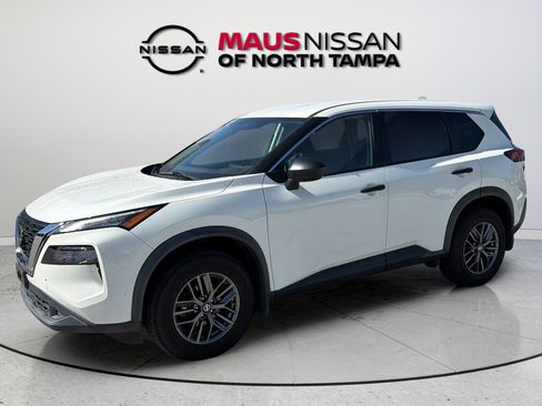 Used 2021 Nissan Rogue S AWD/4WD image 6