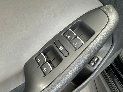 Used 2016 Volkswagen Jetta SEL Premium FWD image 49