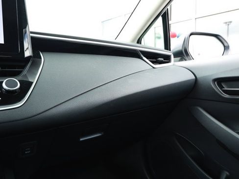 Used 2024 Toyota Corolla LE FWD image 23