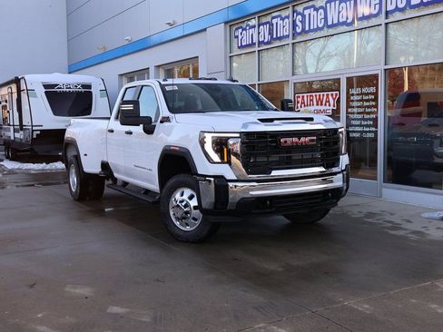 New 2026 GMC Sierra 3500 Pro AWD/4WD image 39
