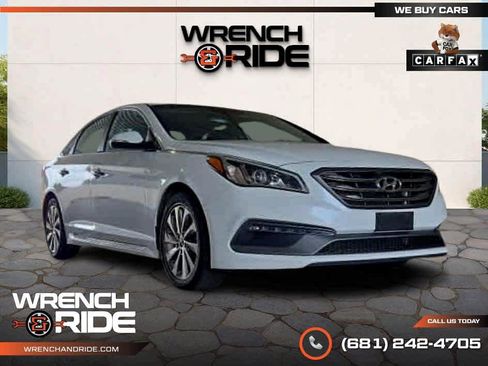Used 2017 Hyundai Sonata Sport w/ Value Edition Package 02 image 2