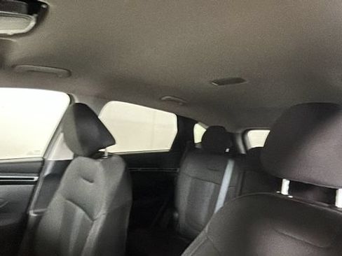 Certified 2024 Hyundai Tucson SEL FWD image 12