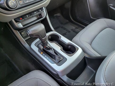Used 2018 Chevrolet Colorado LT AWD/4WD image 23