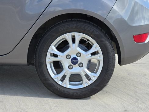 Used 2014 Ford Fiesta SE FWD image 22
