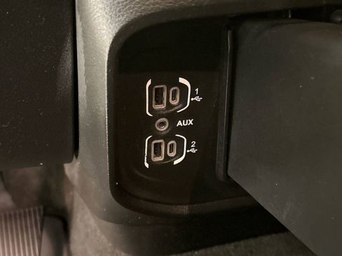 Used 2020 RAM 1500 Big Horn image 29