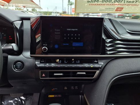 Used 2025 Toyota Camry LE FWD image 22