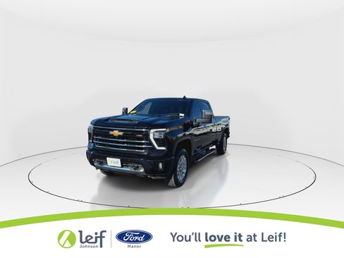 Used 2024 Chevrolet Silverado 3500 LTZ w/ LTZ Plus Package image 5