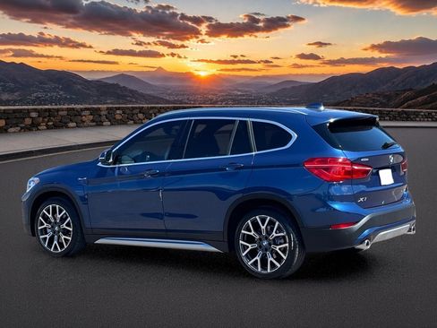 Used 2021 BMW X1 sDrive28i w/ Convenience Package FWD image 4