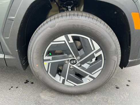 New 2026 Hyundai Tucson Blue SE image 16