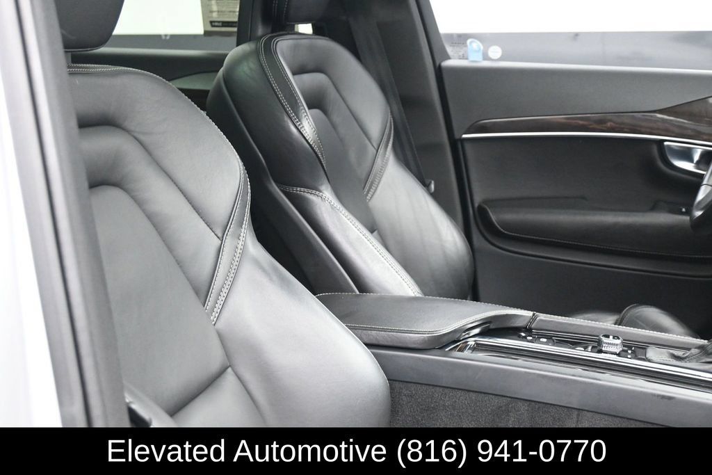 Used 2017 Volvo XC90 T6 Momentum w/ Vision Package AWD/4WD image 8