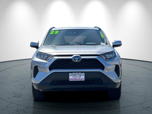 Used 2022 Toyota RAV4 LE image 9