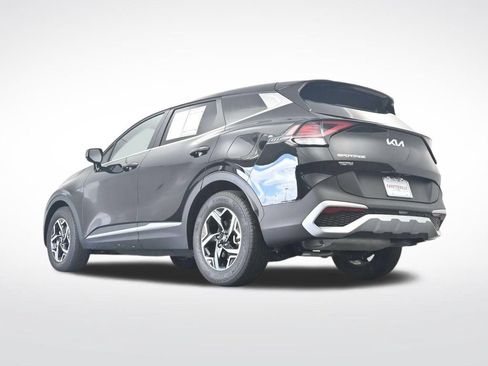 Used 2025 Kia Sportage LX FWD image 37