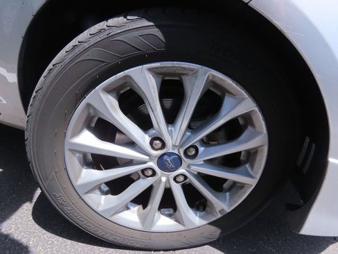 Used 2014 Ford Fiesta SE w/ Equipment Group 201A FWD image 18