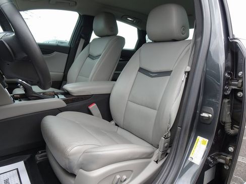 Used 2016 Cadillac XTS Luxury image 11