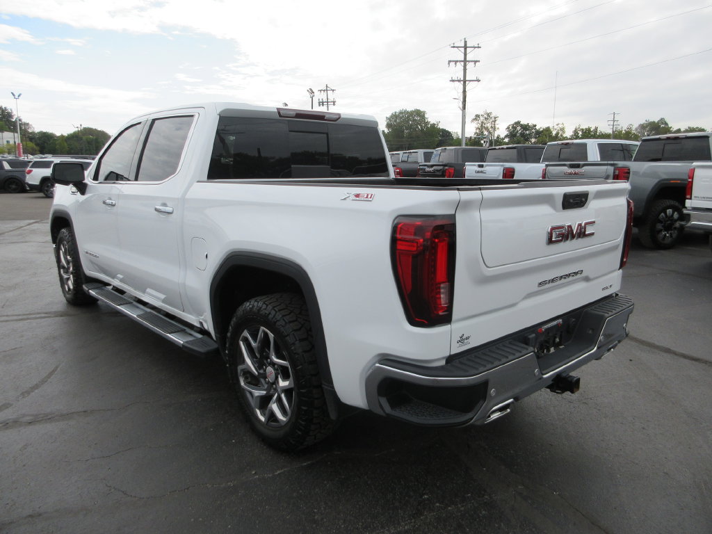 Certified 2024 GMC Sierra 1500 SLT w/ SLT Premium Plus Package AWD/4WD image 9