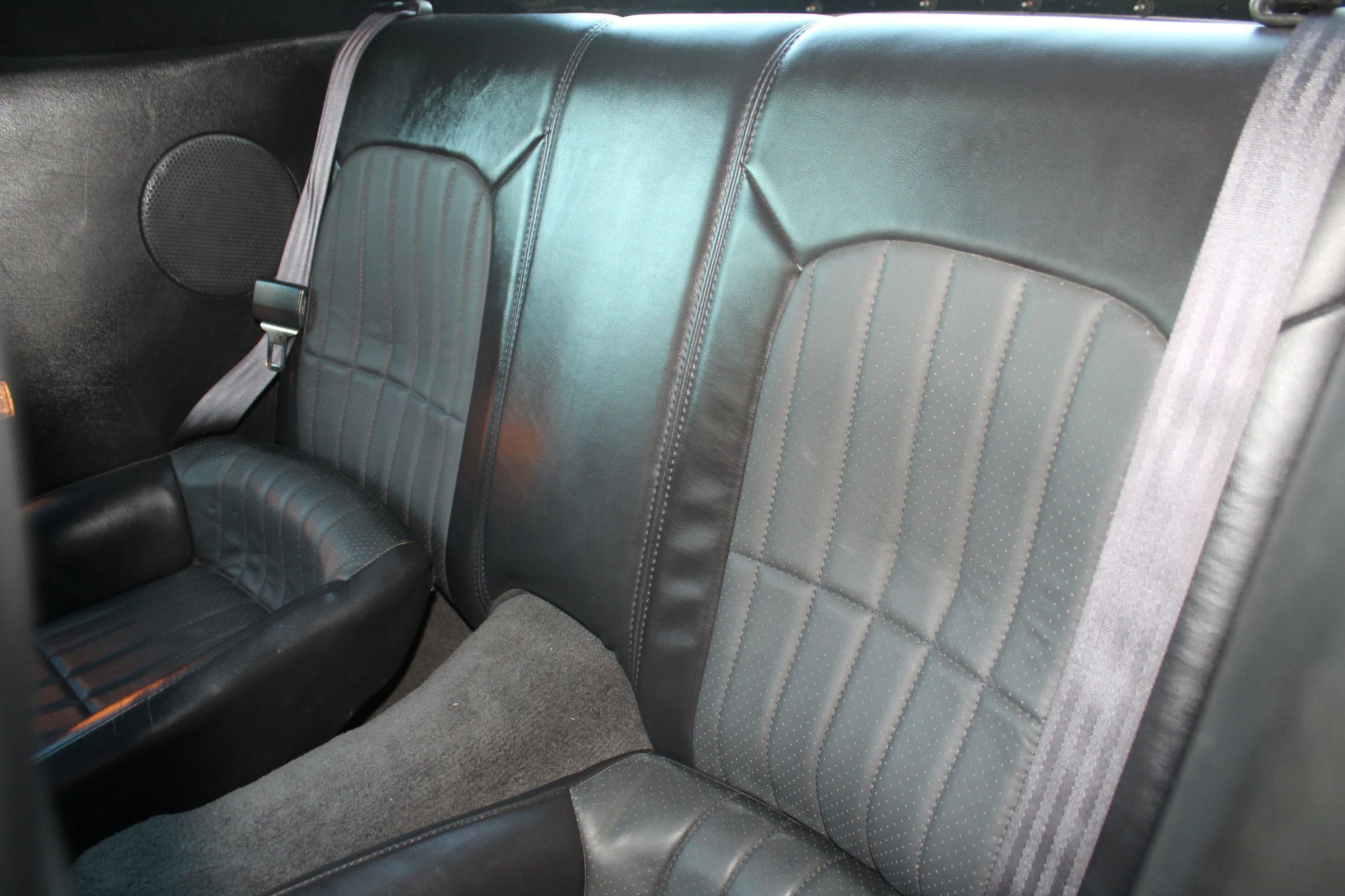 Used 2000 Chevrolet Camaro Z28 w/ SS Performance/Appearance Pkg RWD image 13