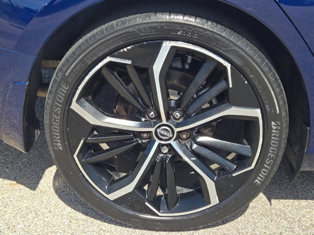 Used 2023 Nissan Altima 2.5 SR w/ SR Premium Package FWD image 12