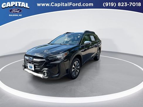 Used 2024 Subaru Outback Touring AWD/4WD image 4