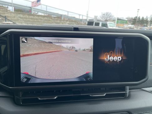 New 2026 Jeep Gladiator Mojave image 18