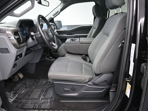Used 2024 Ford F150 XLT AWD/4WD image 29