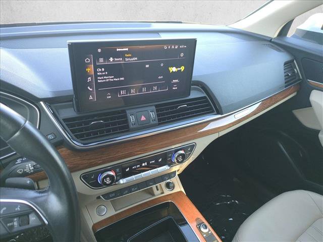 Used 2021 Audi Q5 e Premium w/ Convenience Package AWD/4WD image 14