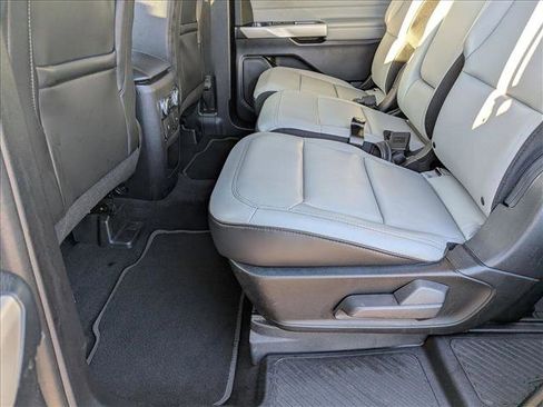 Used 2021 Ford Explorer XLT w/ Equipment Group 202A image 20