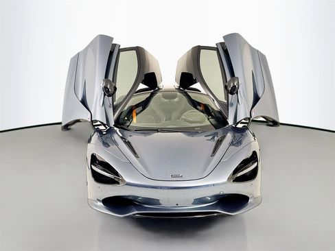 Used 2024 McLaren 750S coupe image 2