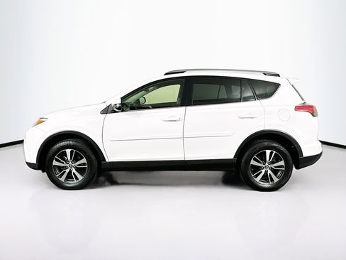 Used 2017 Toyota RAV4 XLE FWD image 4