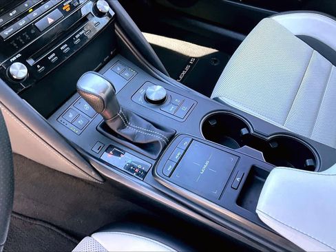 Used 2023 Lexus IS 350 F Sport w/ Navigation Package RWD image 17