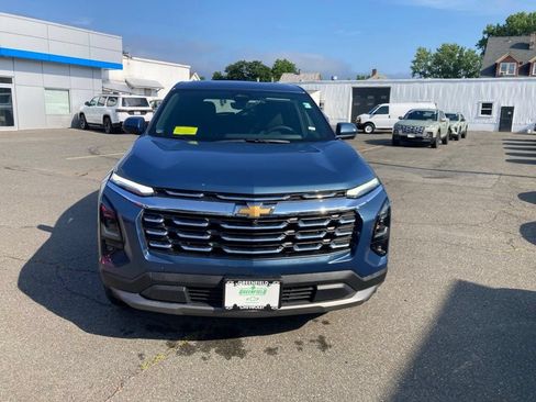 New 2026 Chevrolet Equinox LT w/ Safety and Technology Package AWD/4WD image 2