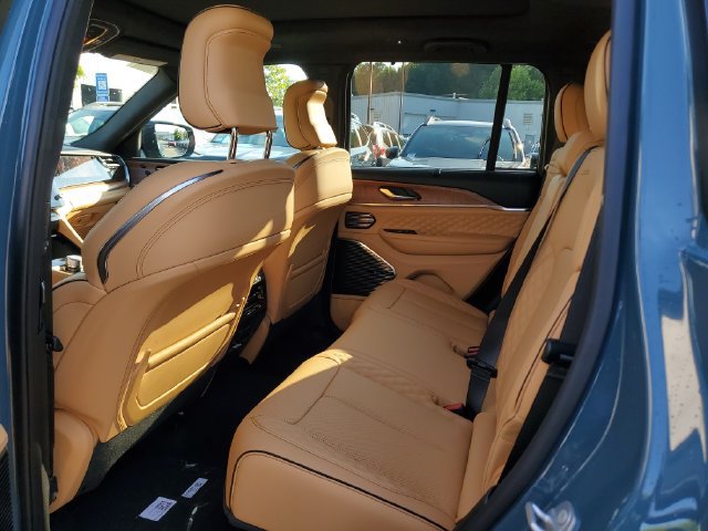 New 2027 Jeep Grand Cherokee Summit AWD/4WD image 12