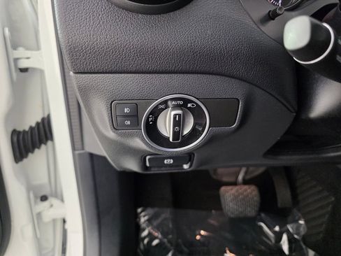 Used 2020 Mercedes-Benz GLA 250 4MATIC image 22