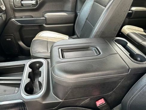 Used 2020 GMC Sierra 1500 SLT w/ SLT Premium Plus Package AWD/4WD image 34
