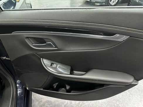 Used 2019 Chevrolet Impala LT image 15