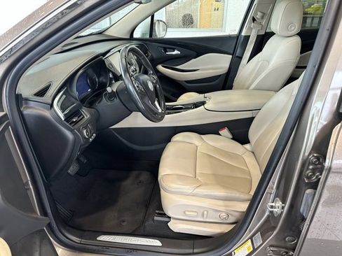 Used 2018 Buick Envision Premium w/ Driver Confidence Package image 8